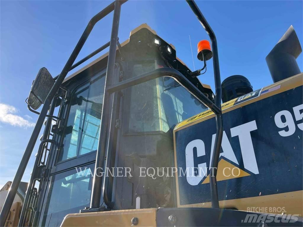 CAT 950M FC  휠로우더