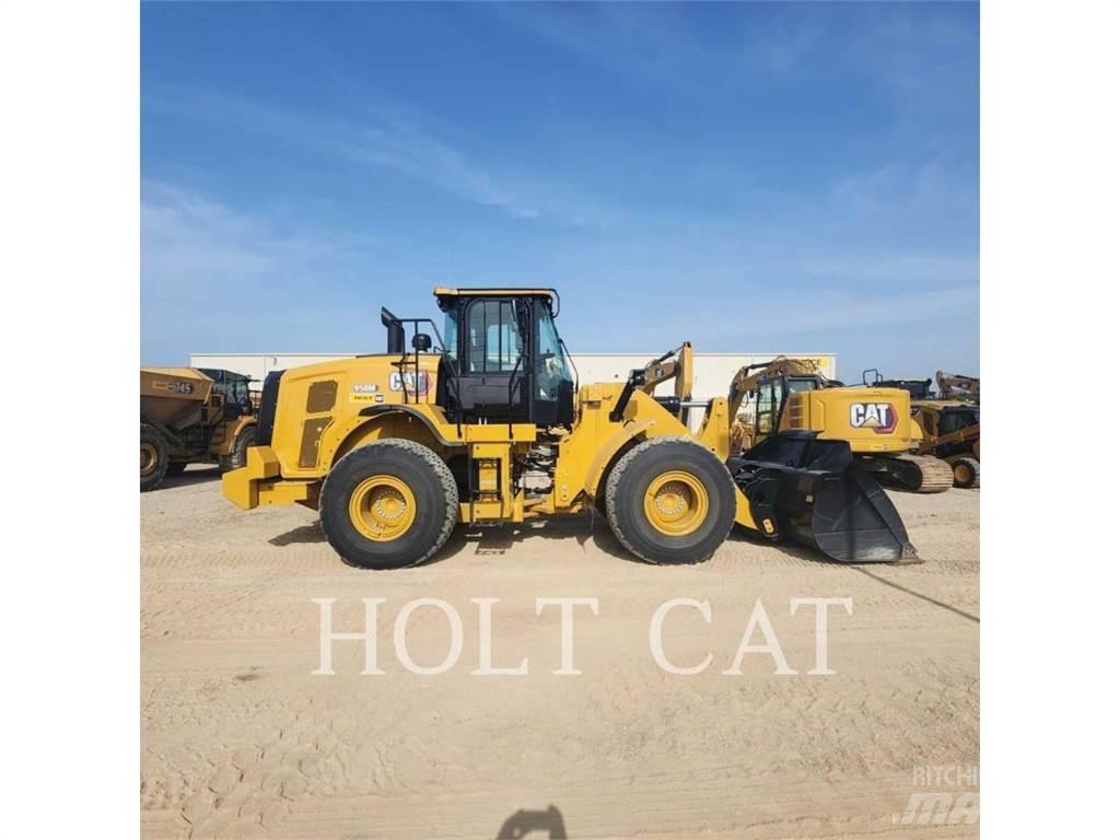 CAT 950M QC  휠로우더