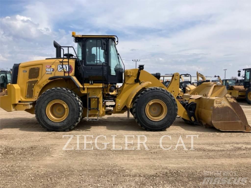 CAT 962  휠로우더