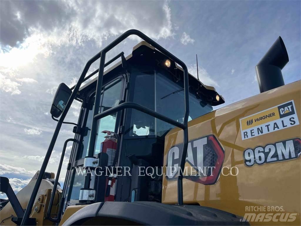 CAT 962M  휠로우더