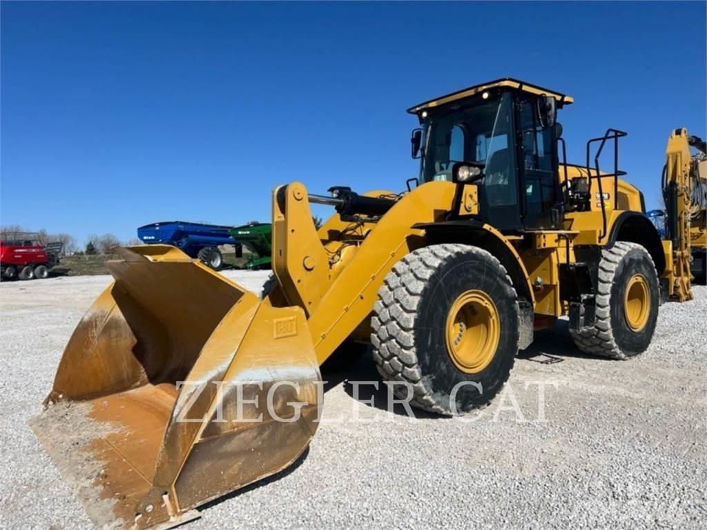 CAT 962M  휠로우더
