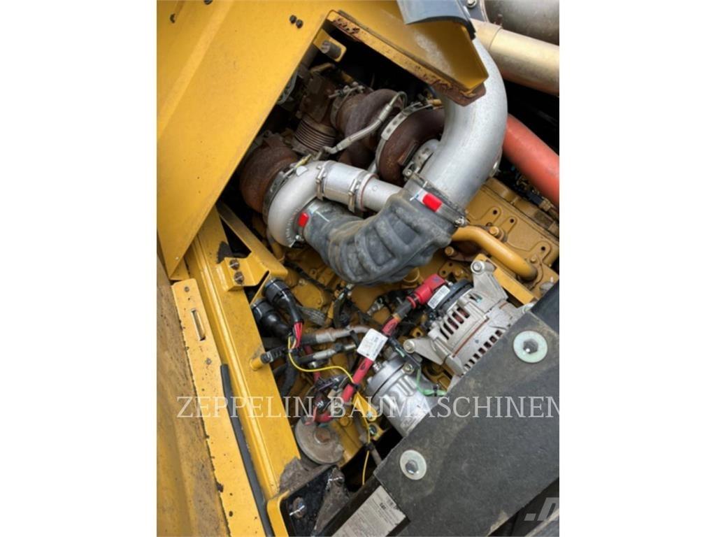 CAT 962M  휠로우더