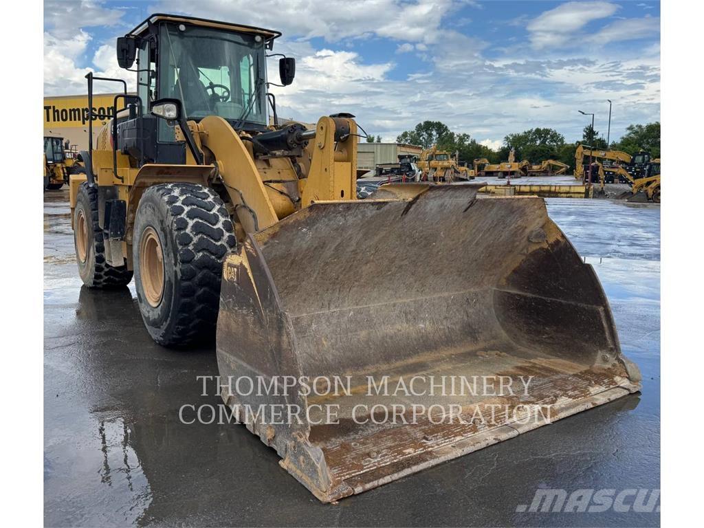 CAT 962M  휠로우더