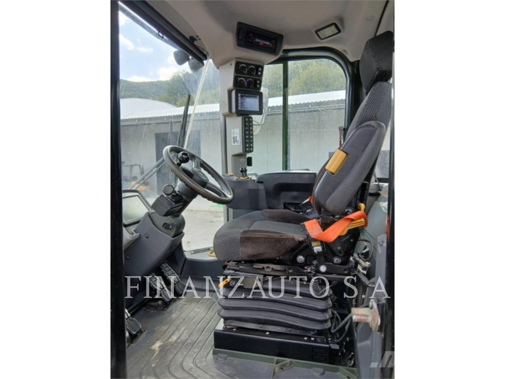 CAT 962M  휠로우더