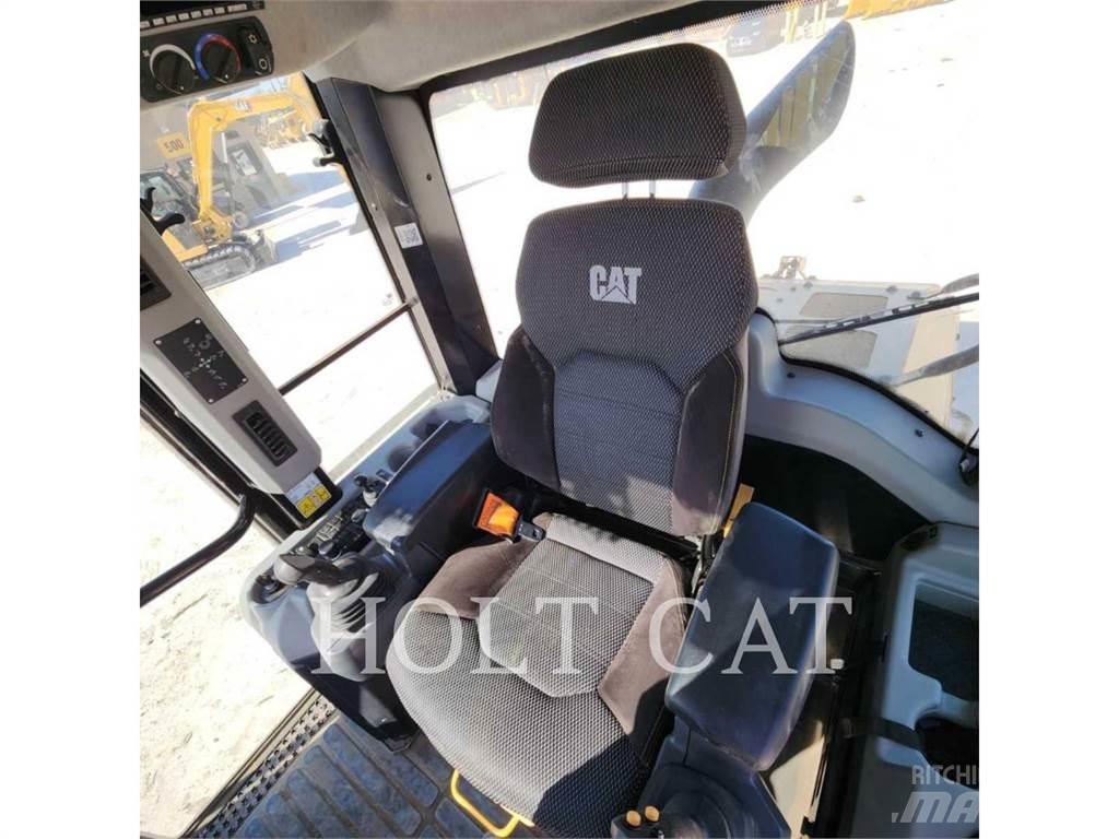 CAT 963 궤도식 로우더