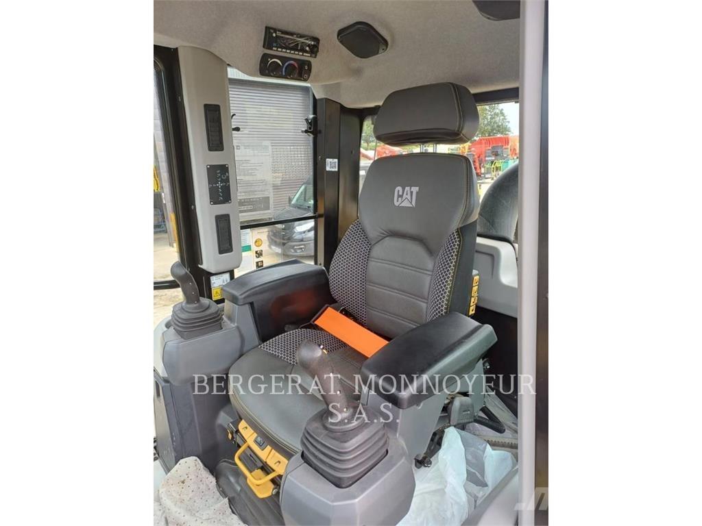 CAT 963 궤도식 로우더