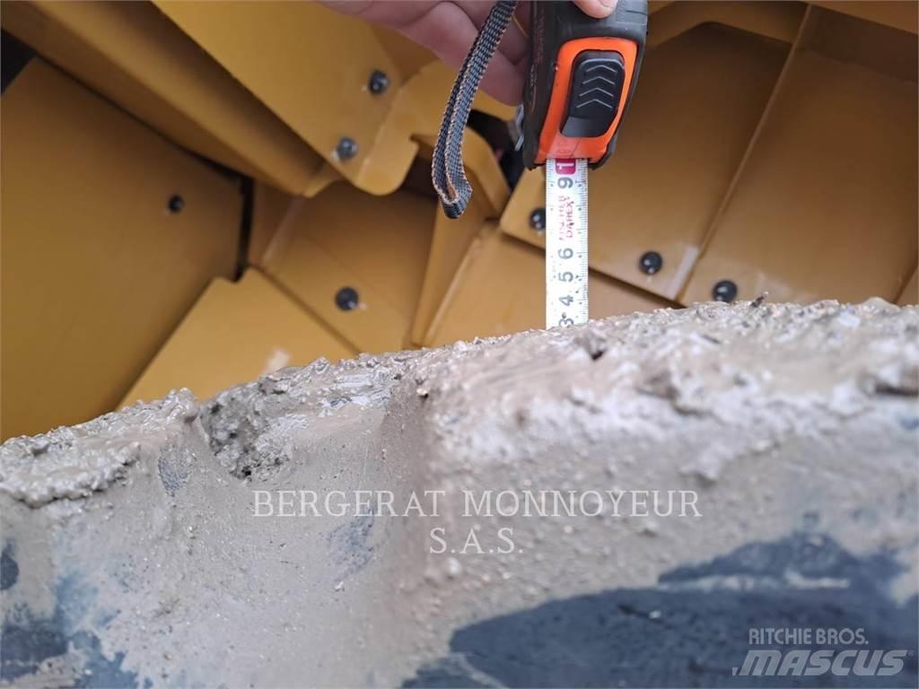 CAT 966  휠로우더