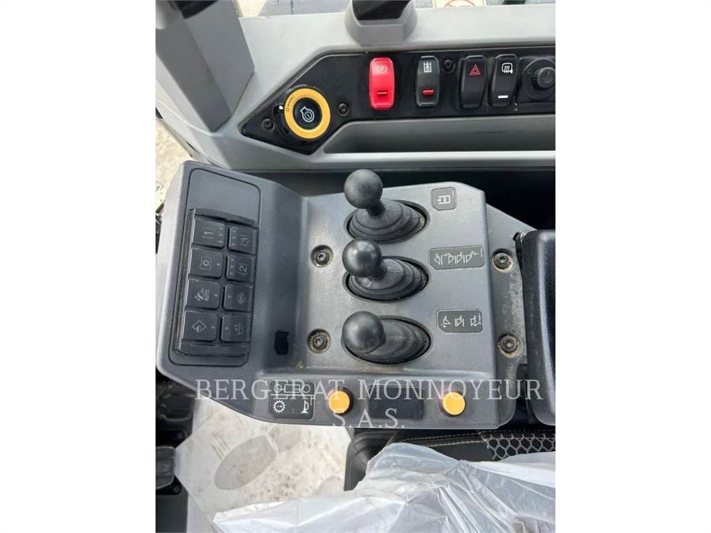 CAT 966  휠로우더