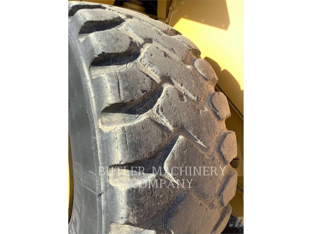 CAT 966G  휠로우더