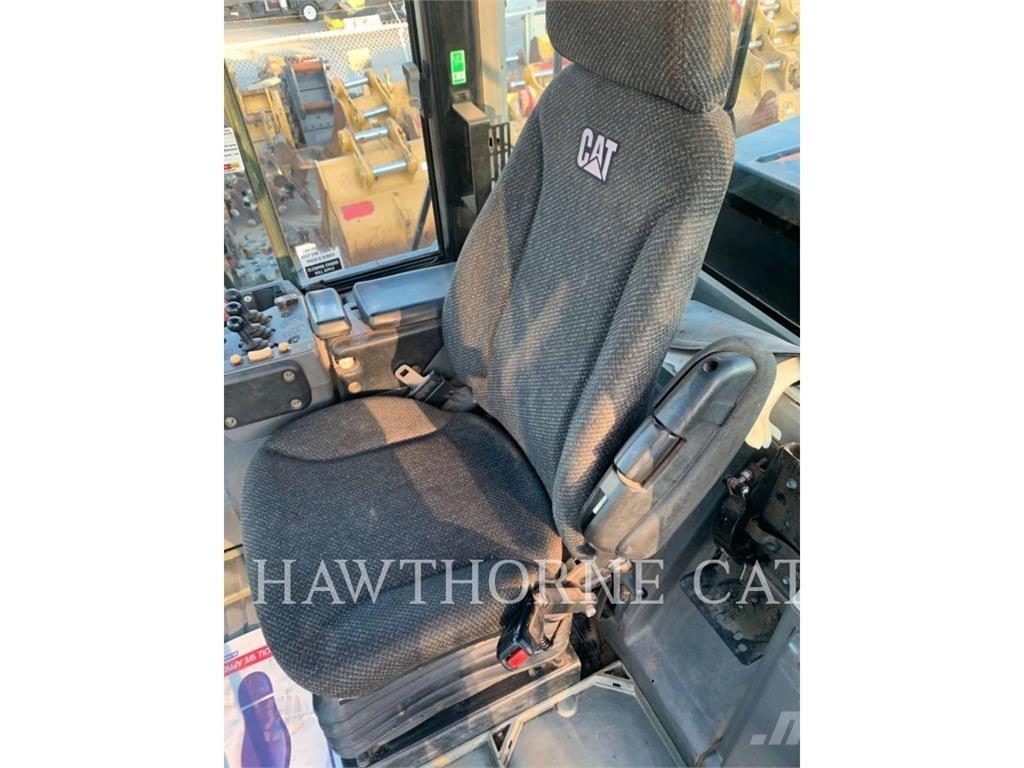 CAT 966M  휠로우더