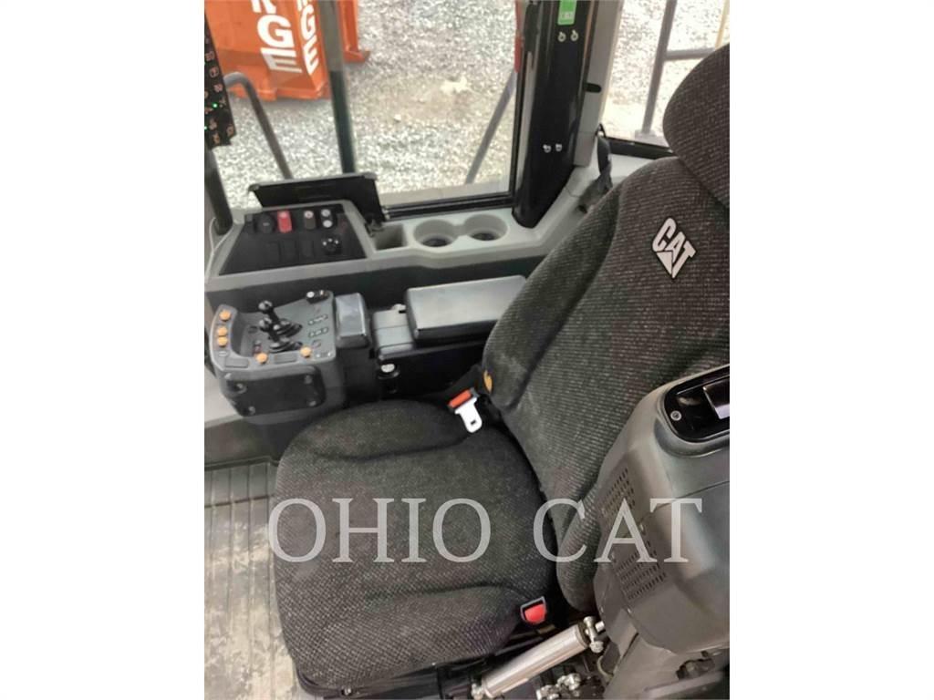 CAT 966M XE  휠로우더