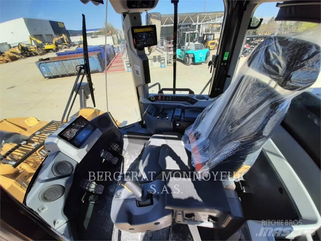 CAT 972  휠로우더