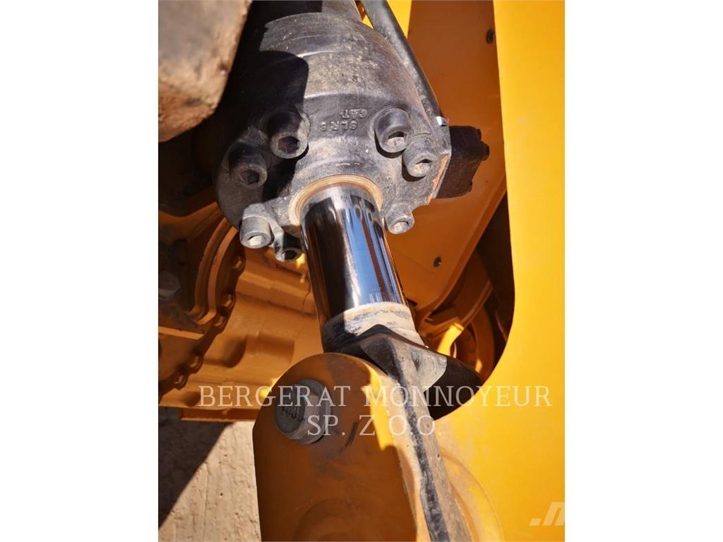 CAT 972  휠로우더