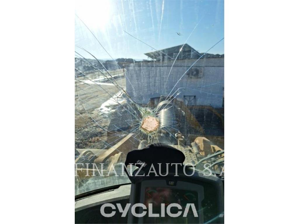 CAT 972K  휠로우더