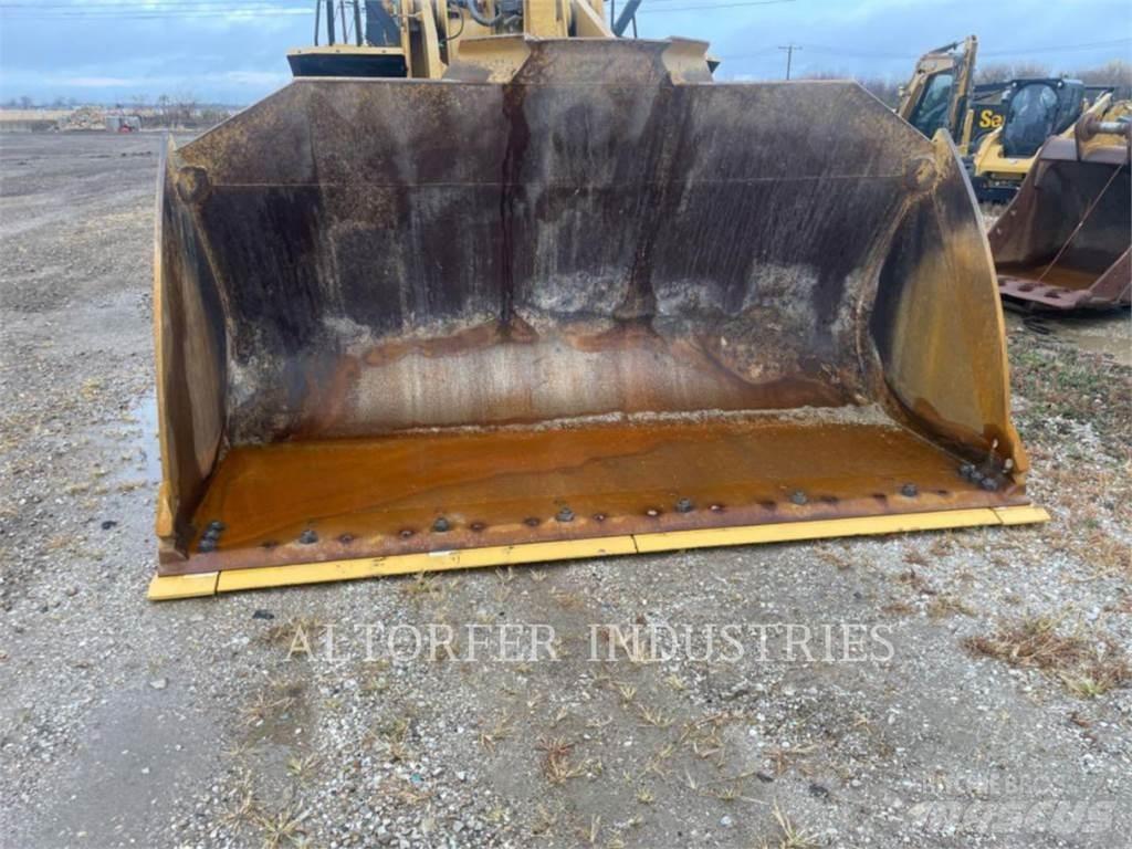 CAT 972M  휠로우더