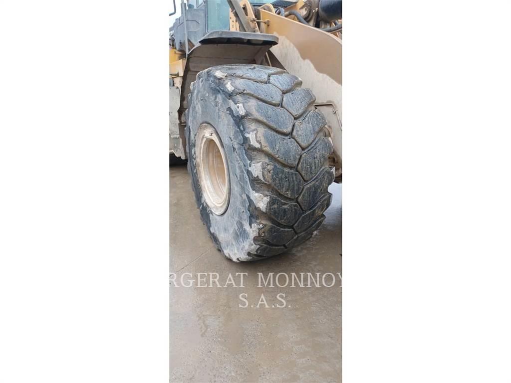 CAT 972M  휠로우더