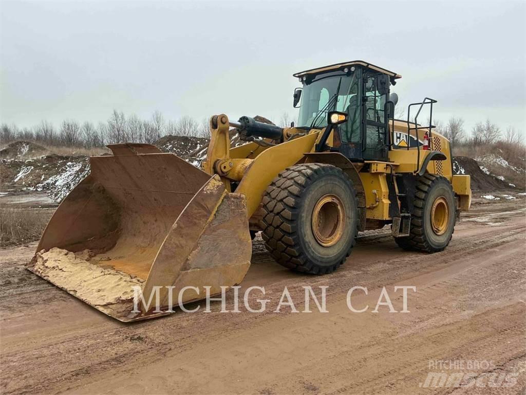 CAT 972M  휠로우더