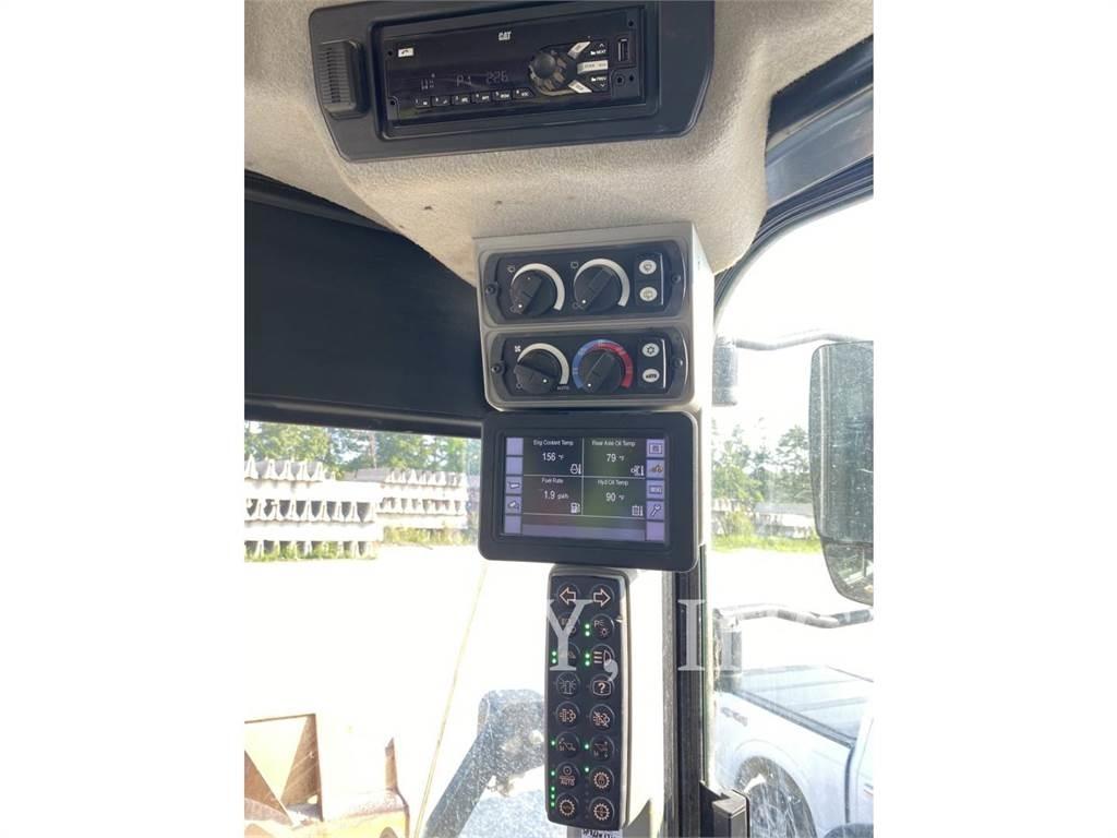 CAT 972M  휠로우더