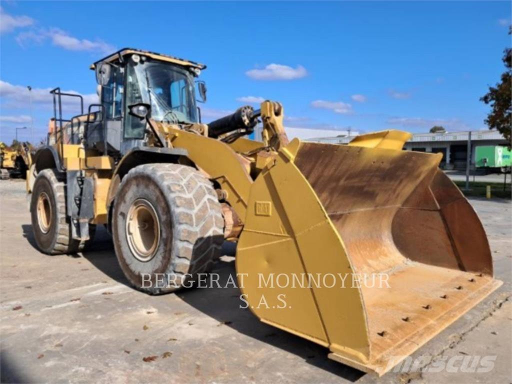 CAT 972M  휠로우더