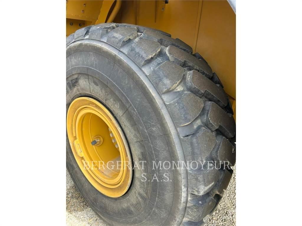 CAT 972M XE  휠로우더