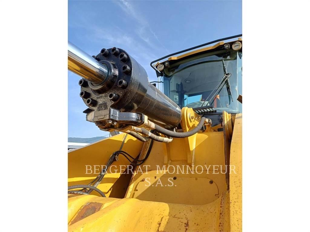 CAT 972M XE  휠로우더