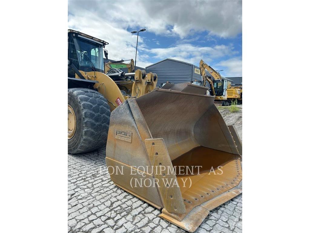 CAT 982-14  휠로우더
