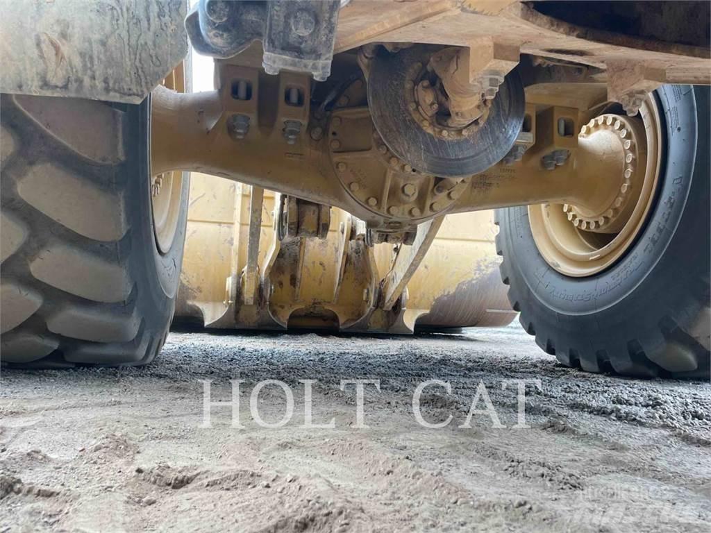 CAT 982M  휠로우더