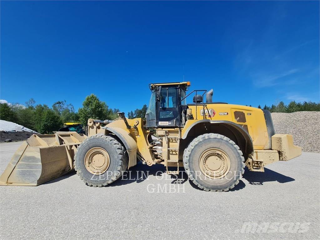 CAT 982M  휠로우더