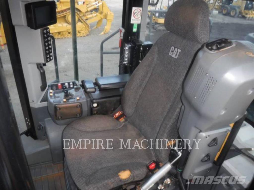 CAT 982M  휠로우더