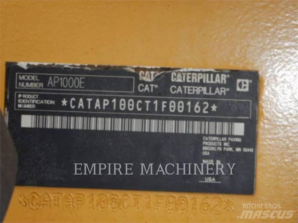 CAT AP1000E 아스팔트 포장장비