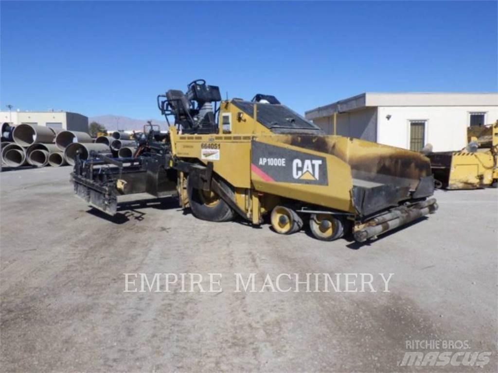 CAT AP1000E 아스팔트 포장장비
