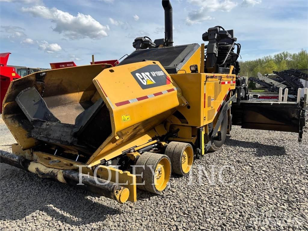 CAT AP1000F 아스팔트 포장장비