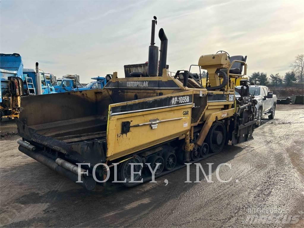 CAT AP1055B 아스팔트 포장장비