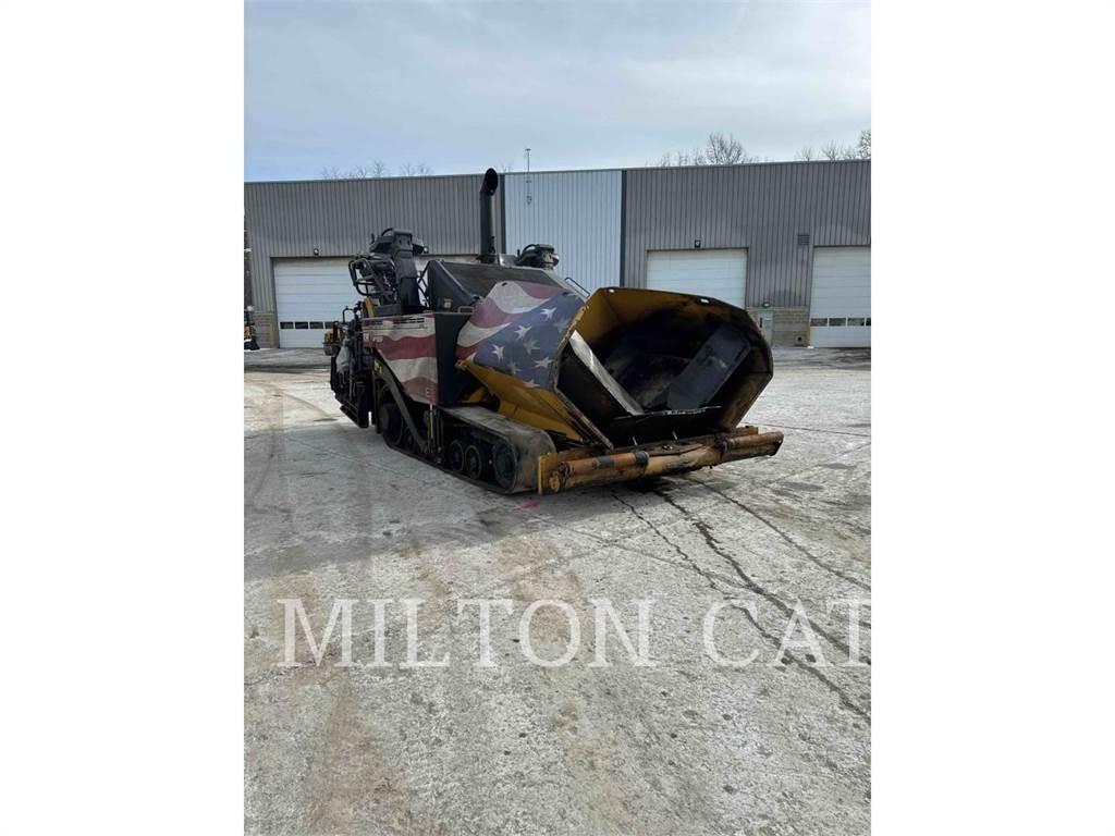 CAT AP1055F 아스팔트 포장장비