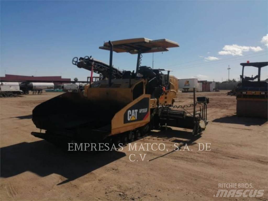 CAT AP355FLRC 아스팔트 포장장비