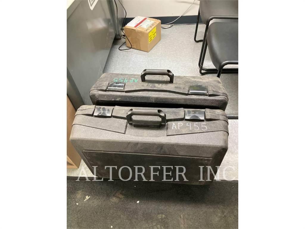 CAT AP455-07 아스팔트 포장장비