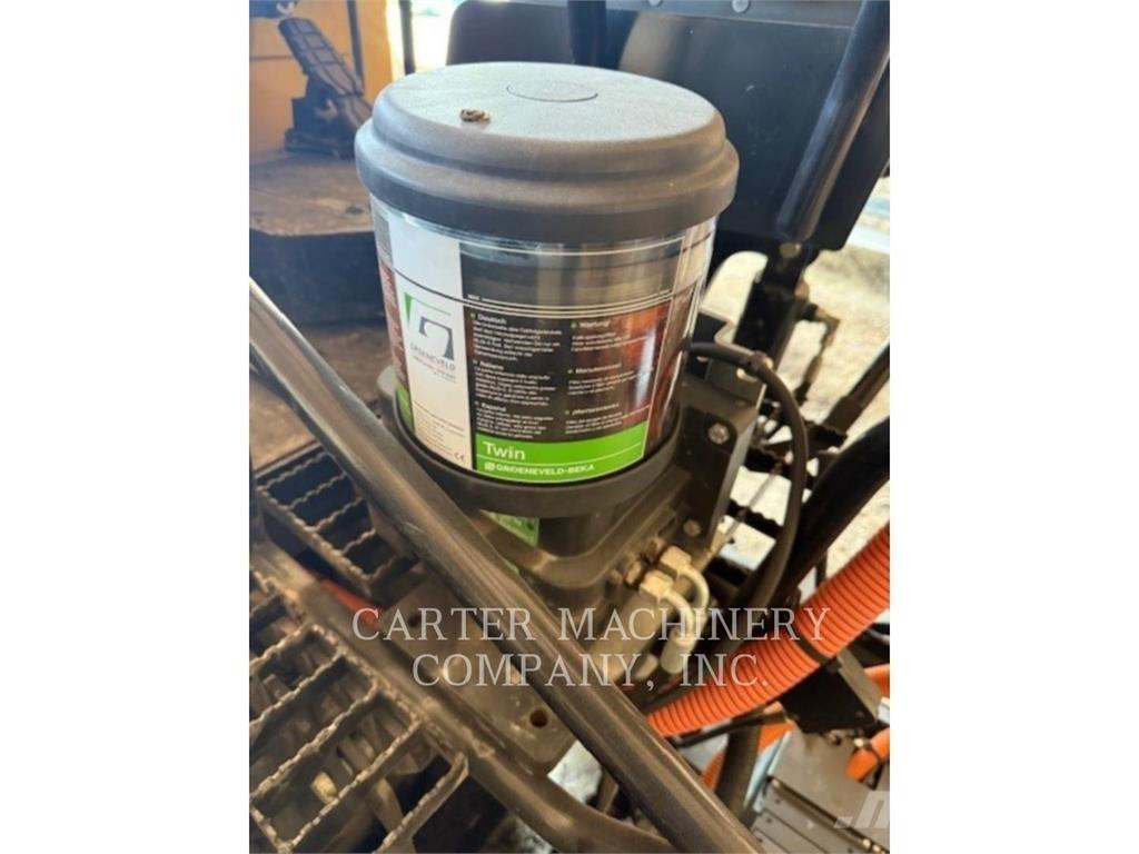 CAT AP455-07 아스팔트 포장장비