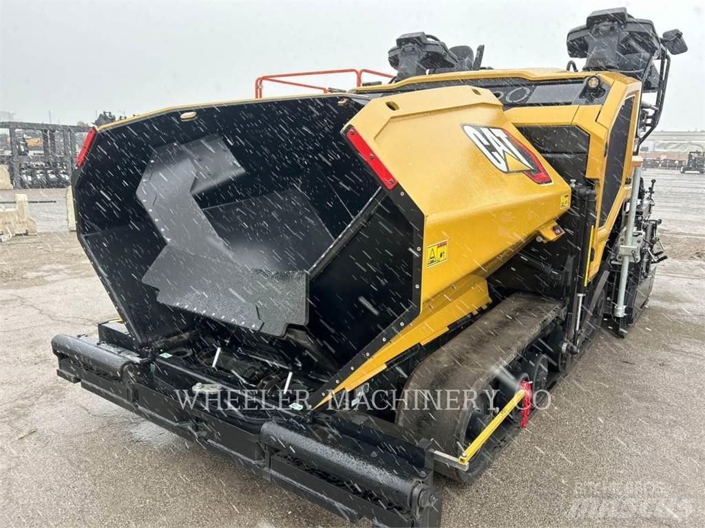 CAT AP555 아스팔트 포장장비