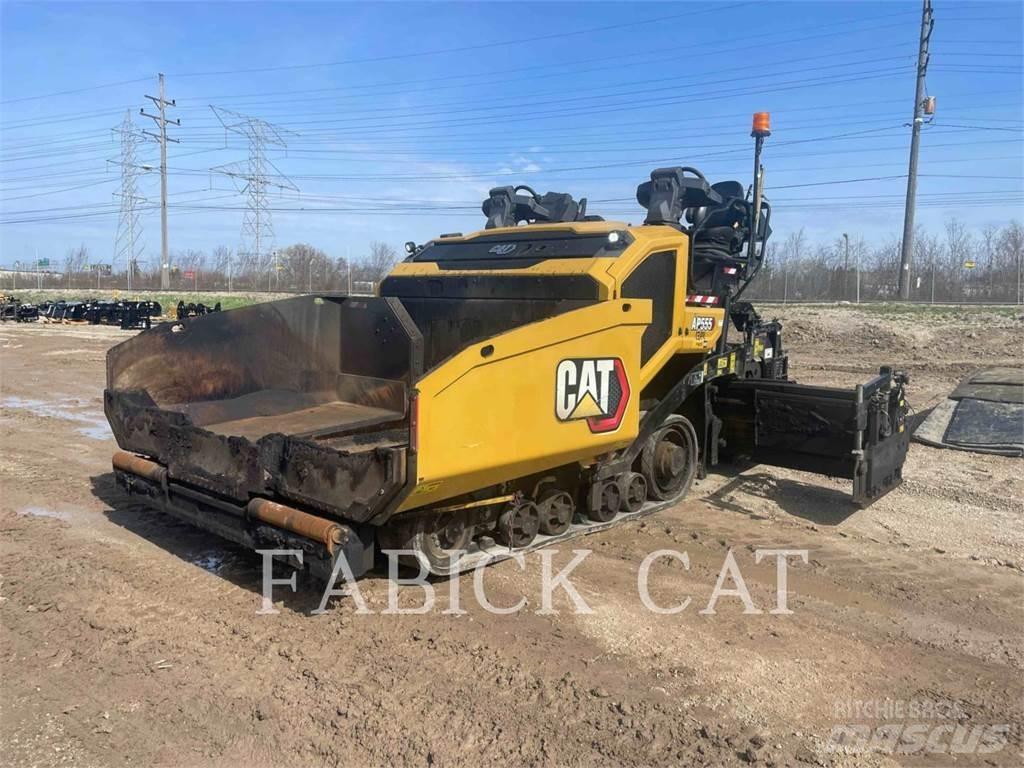 CAT AP555-07 아스팔트 포장장비