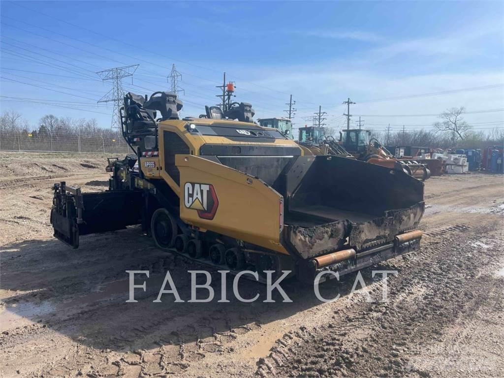 CAT AP555-07 아스팔트 포장장비