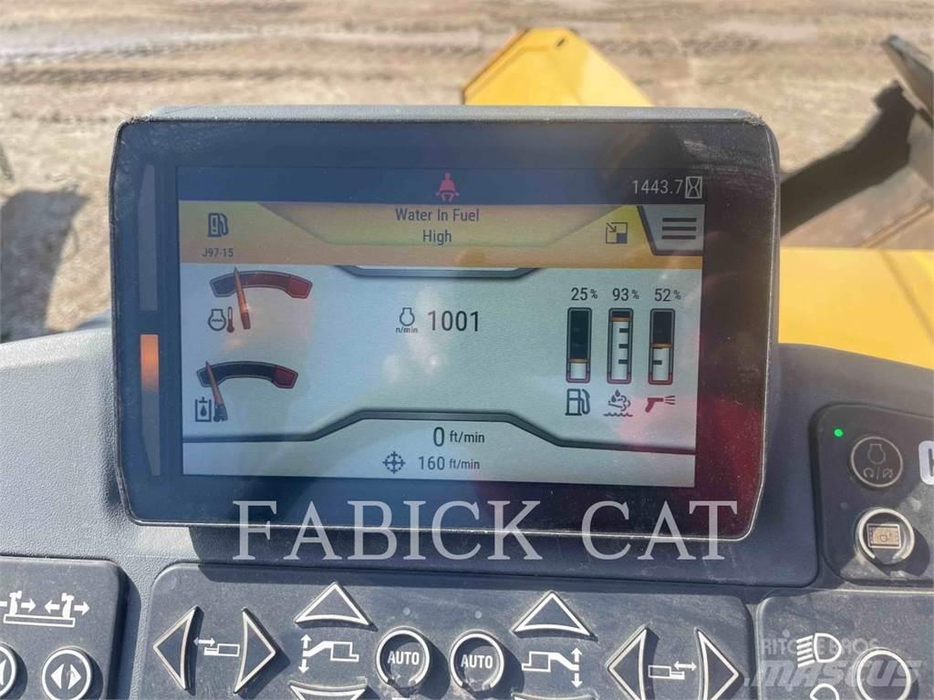 CAT AP555-07 아스팔트 포장장비