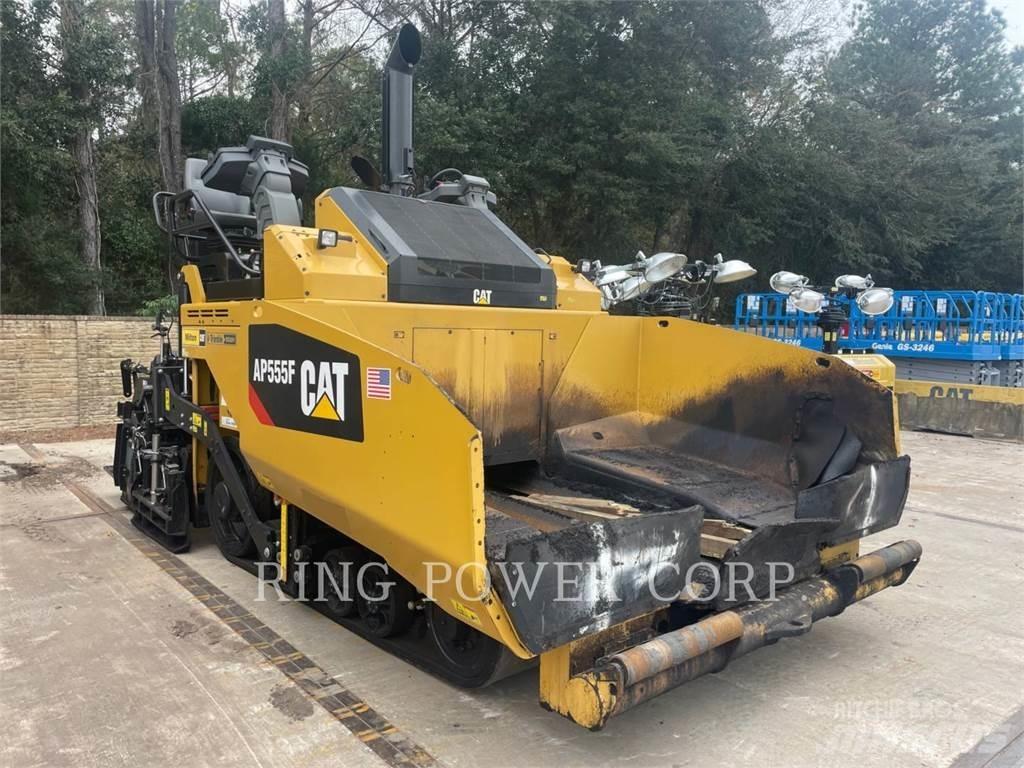 CAT AP555F 아스팔트 리사이클러