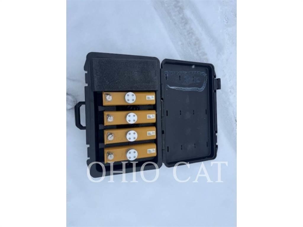CAT AP555F 아스팔트 분무기