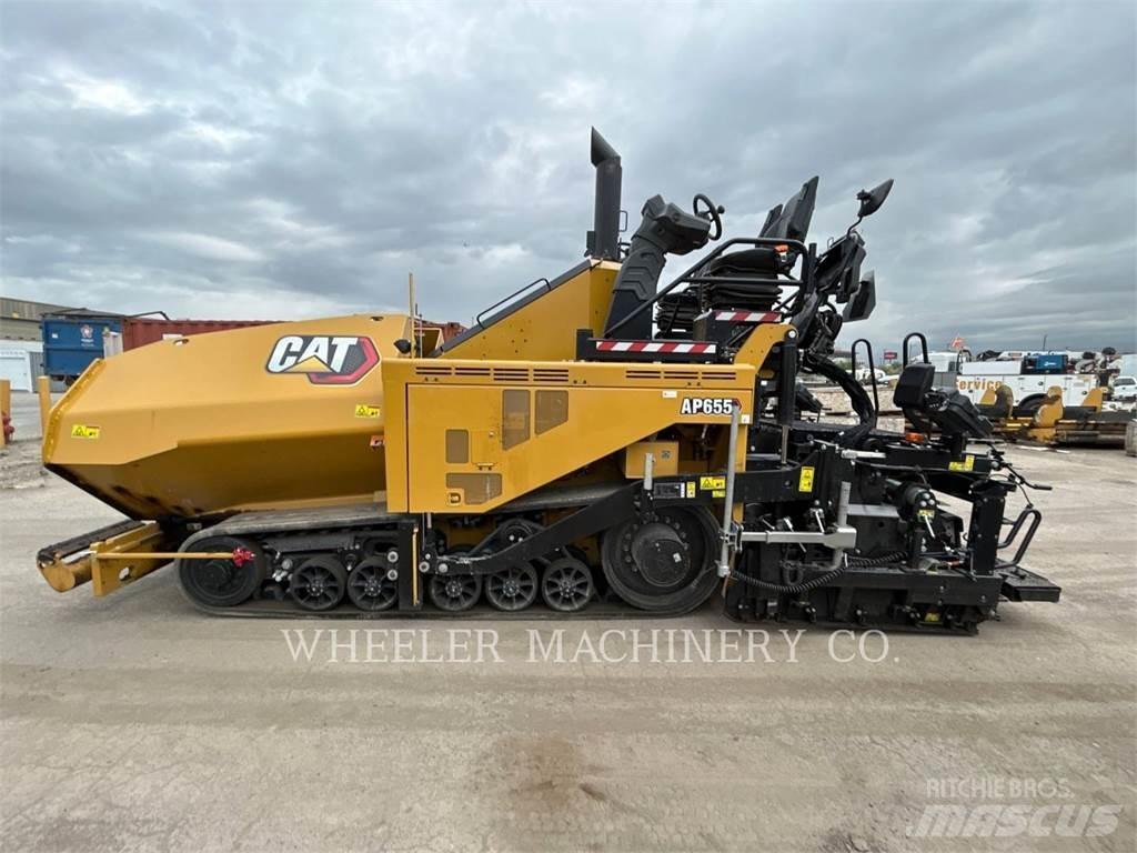 CAT AP655 아스팔트 포장장비