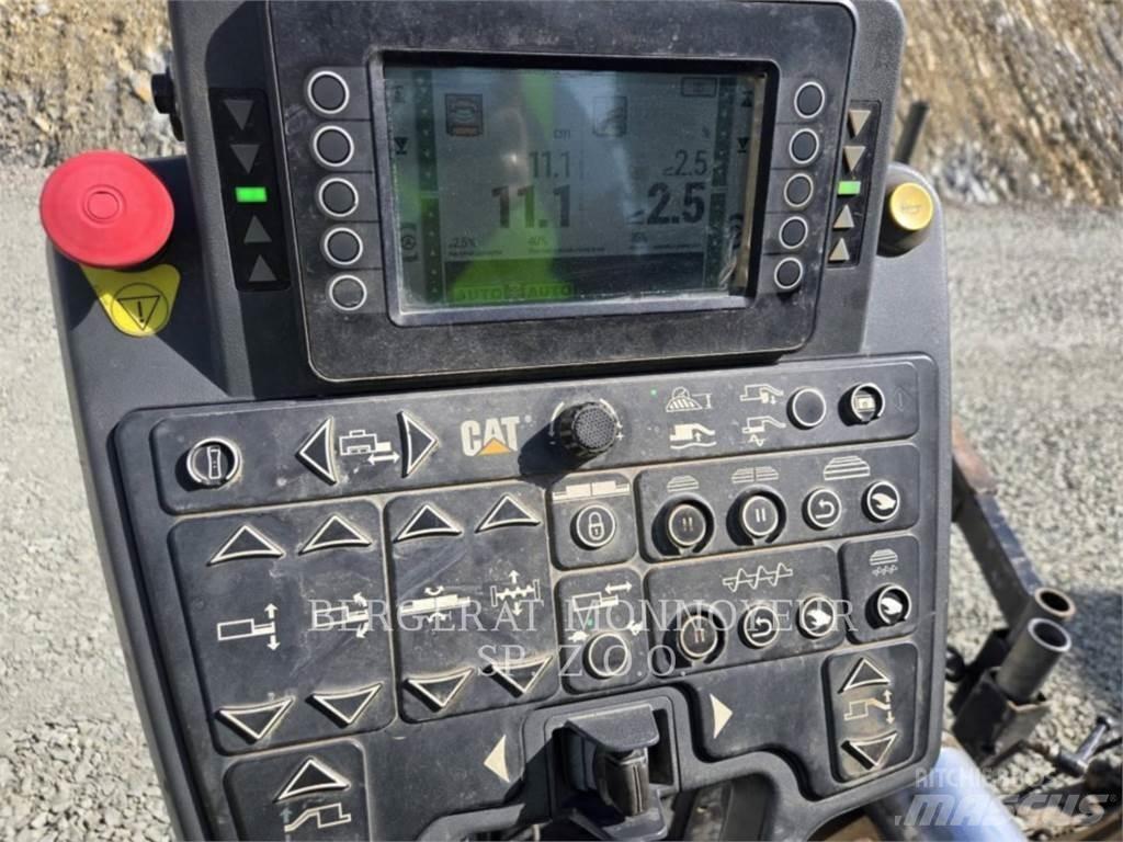 CAT AP655F 아스팔트 포장장비