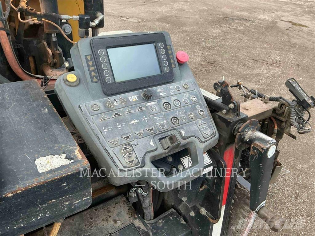 CAT AP655F 아스팔트 포장장비