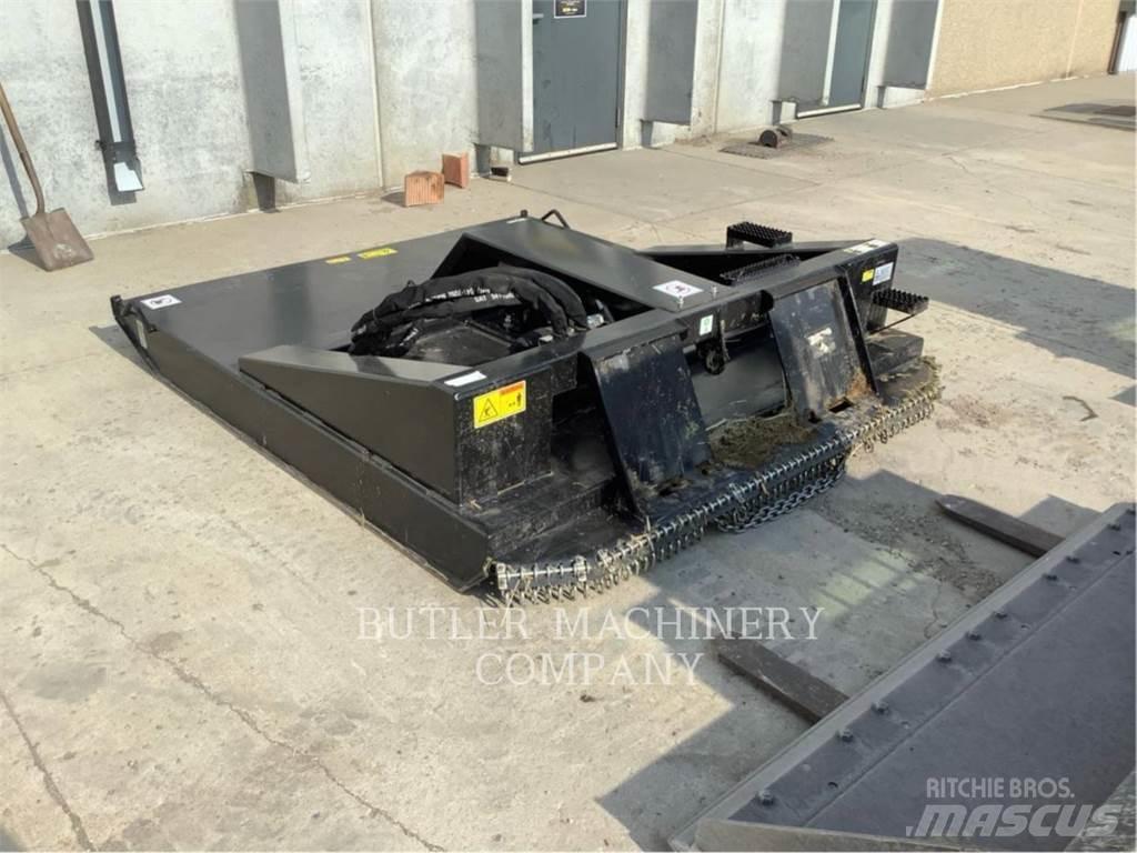 CAT BR320 목장 제초기 및 토퍼