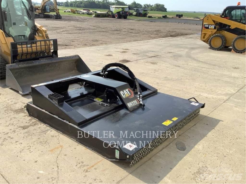 CAT BR320 목장 제초기 및 토퍼
