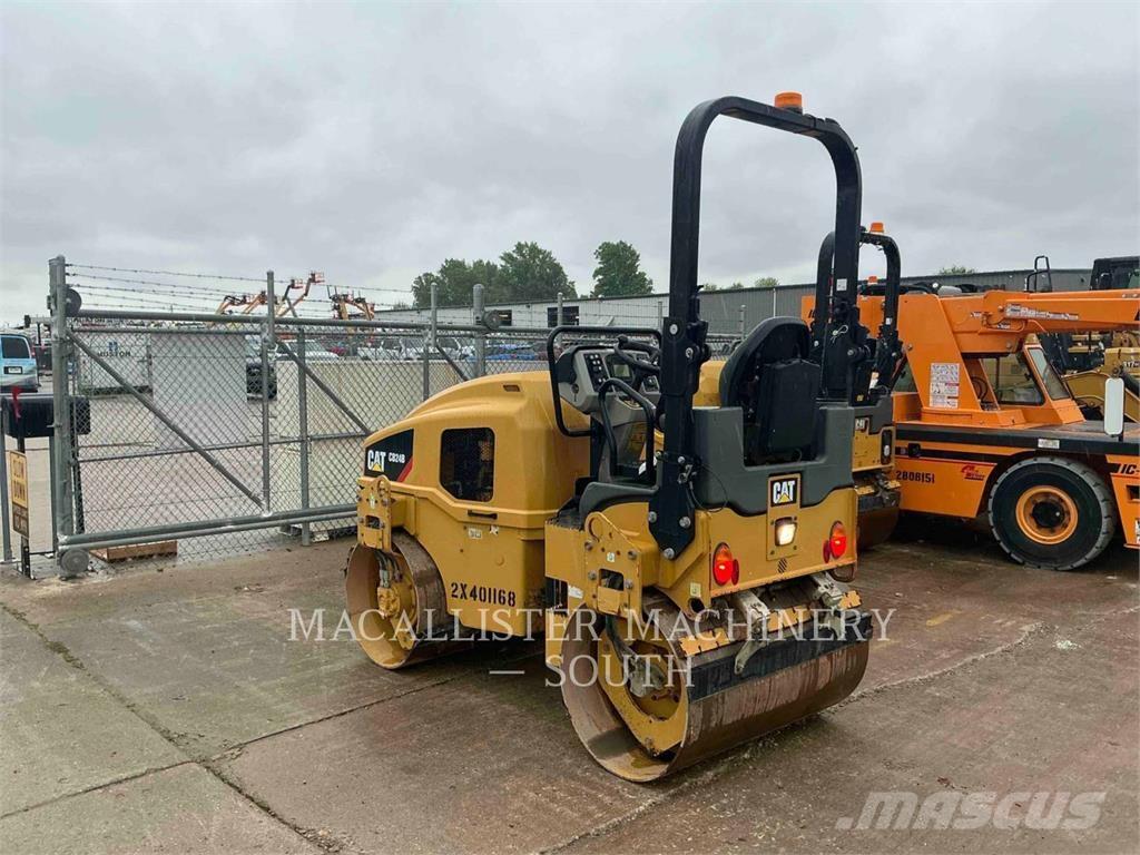 CAT CB 24 B 트윈 드럼 롤러