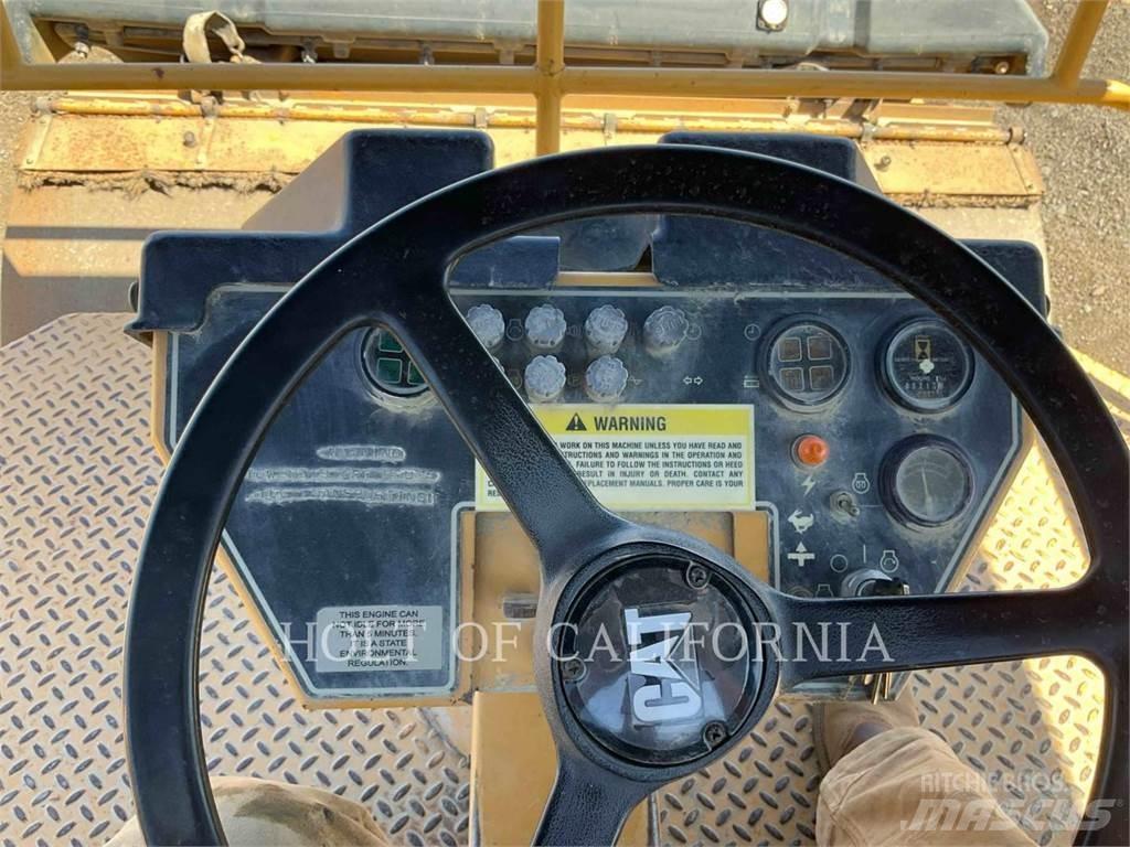 CAT CB-634C 트윈 드럼 롤러